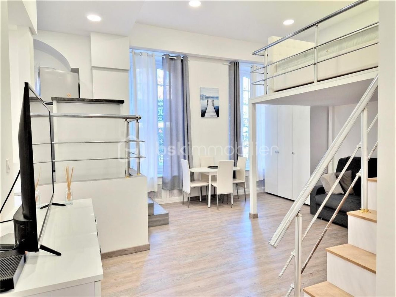 Property photo in Carre d'Or