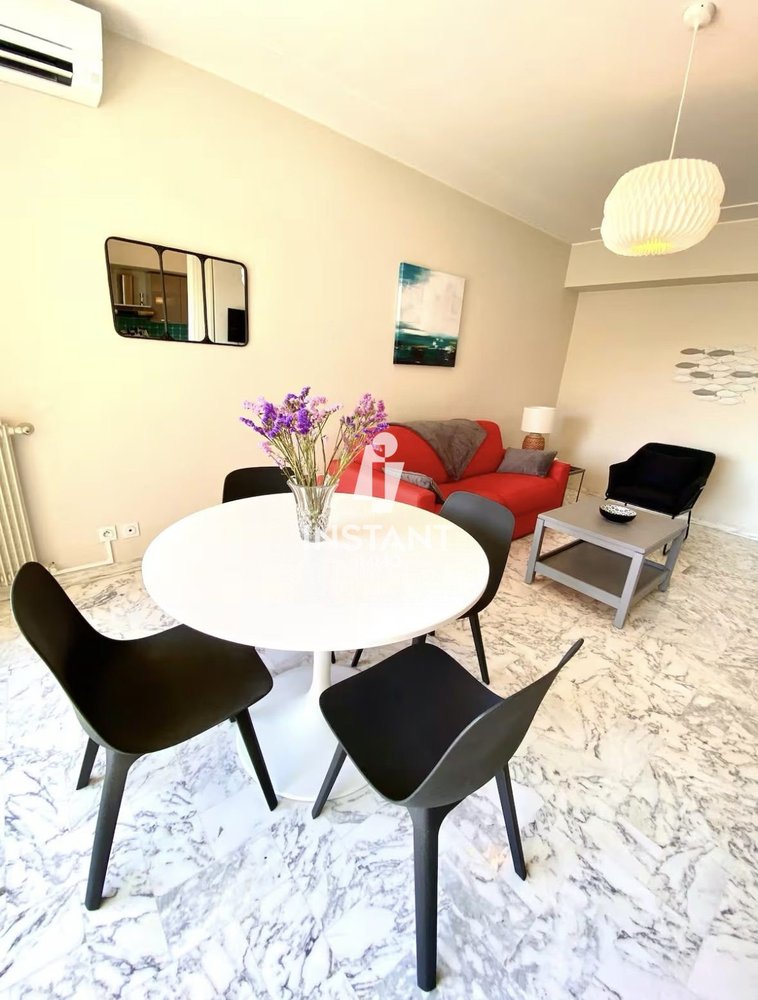 Property photo in Carre d'Or