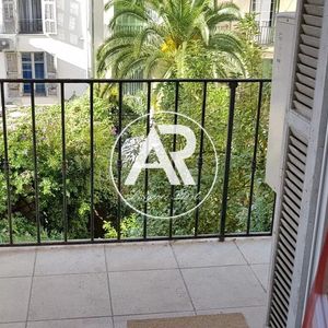 Property in Carre d'Or