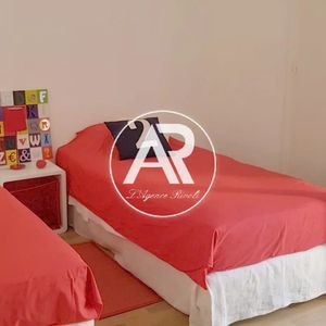 Property in Carre d'Or