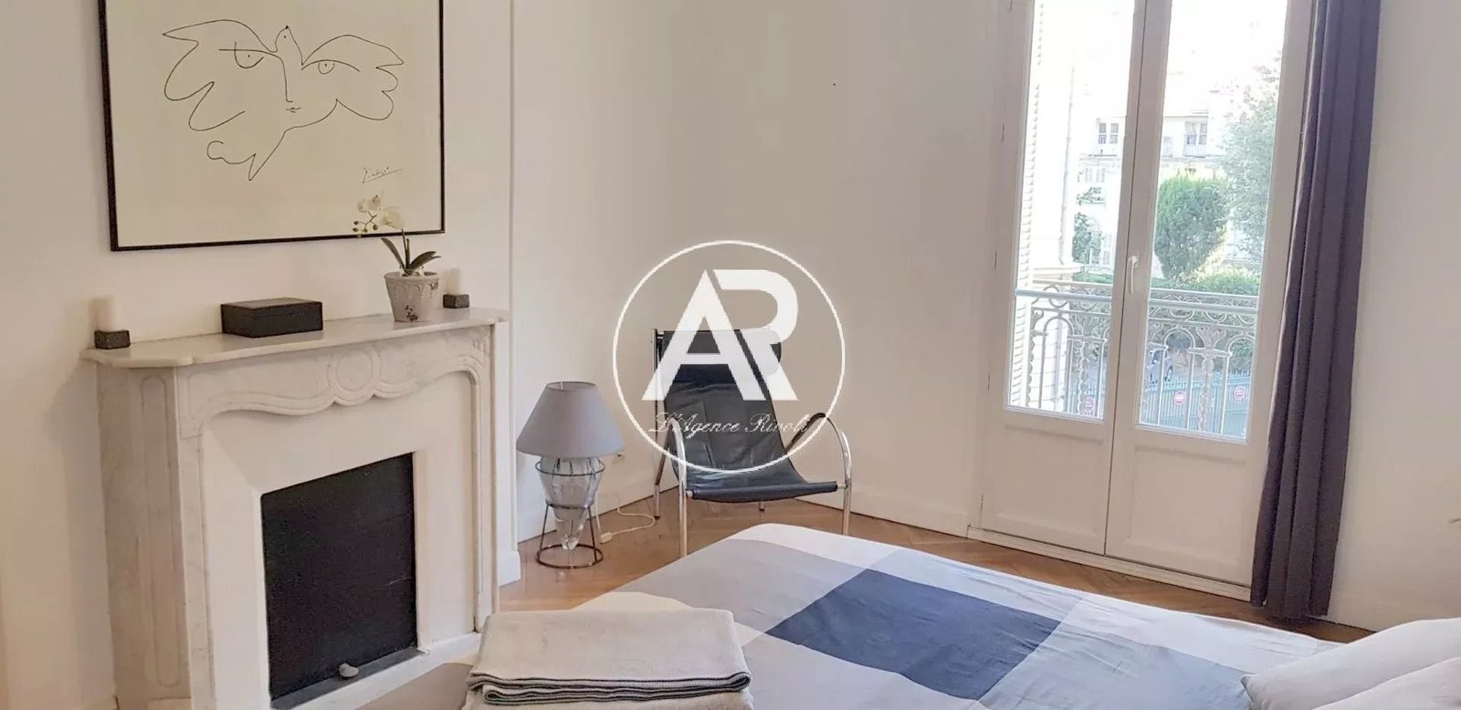 Property photo in Carre d'Or