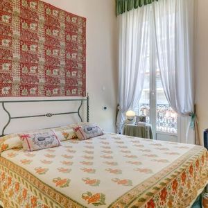 Property in Carre d'Or