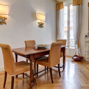 Property in Carre d'Or