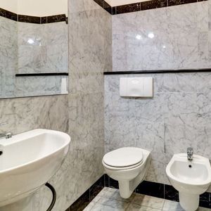 Property in Carre d'Or