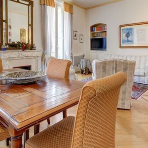Property in Carre d'Or