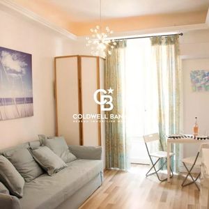 Property in Carre d'Or