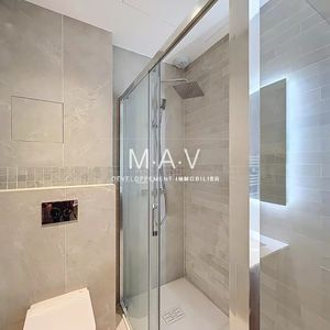 Property in Carre d'Or