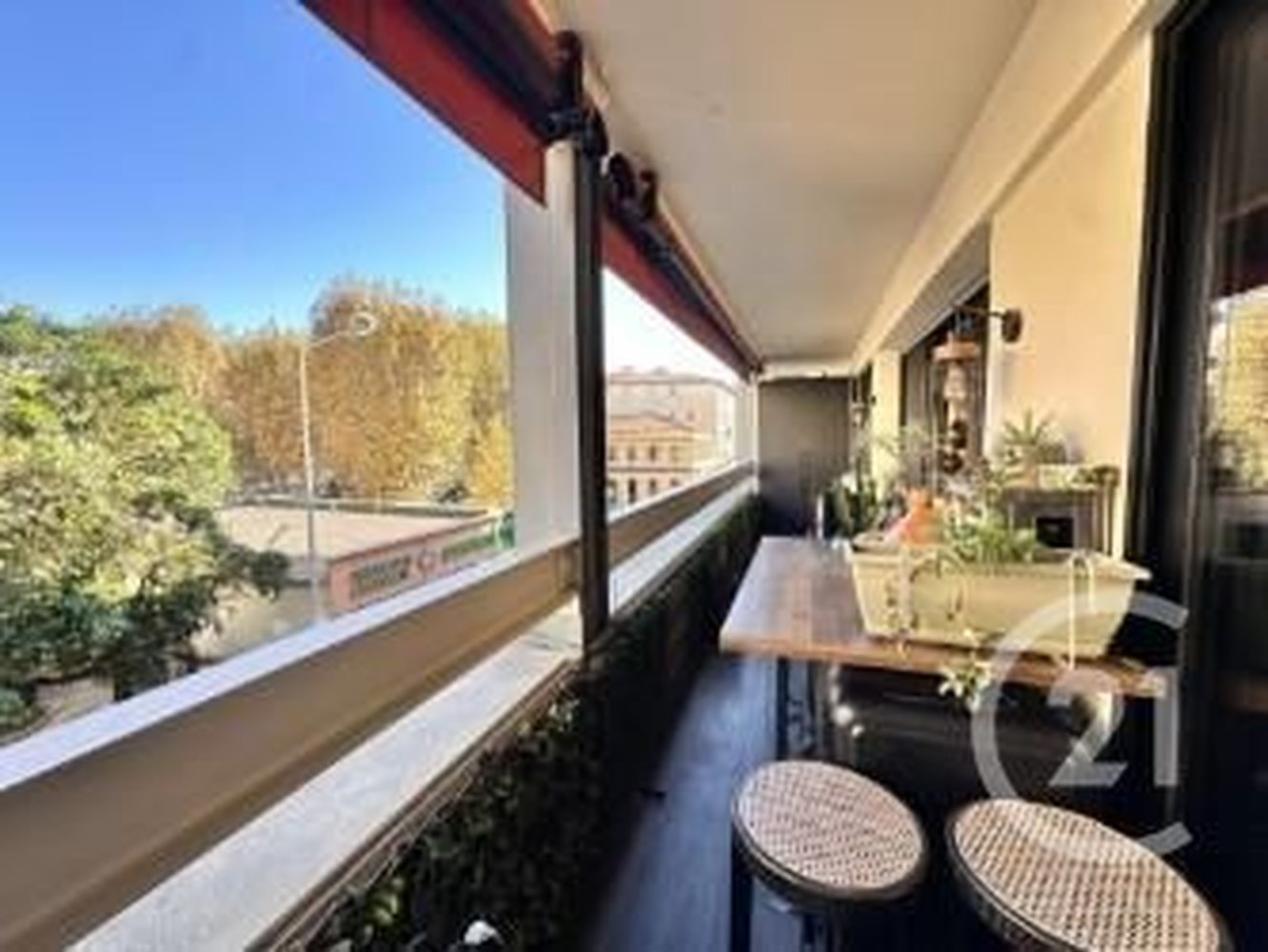 Property photo in Carre d'Or