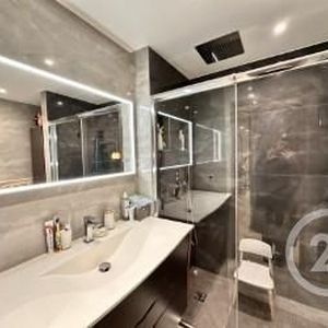 Property in Carre d'Or