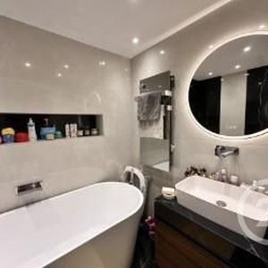 Property in Carre d'Or