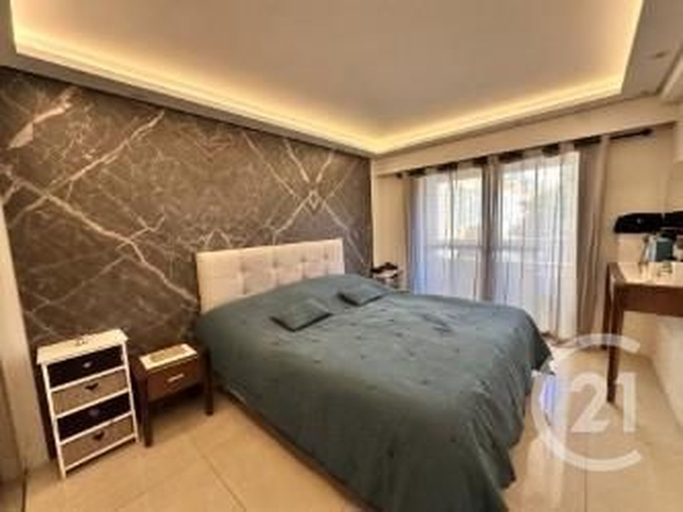 Property photo in Carre d'Or