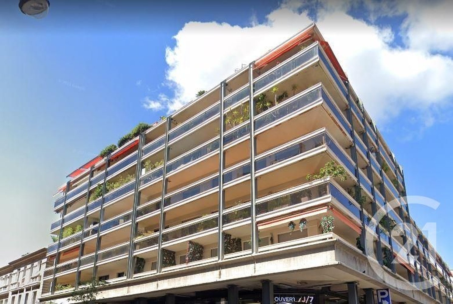 Property photo in Carre d'Or