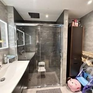 Property in Carre d'Or