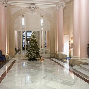 Property in Carre d'Or