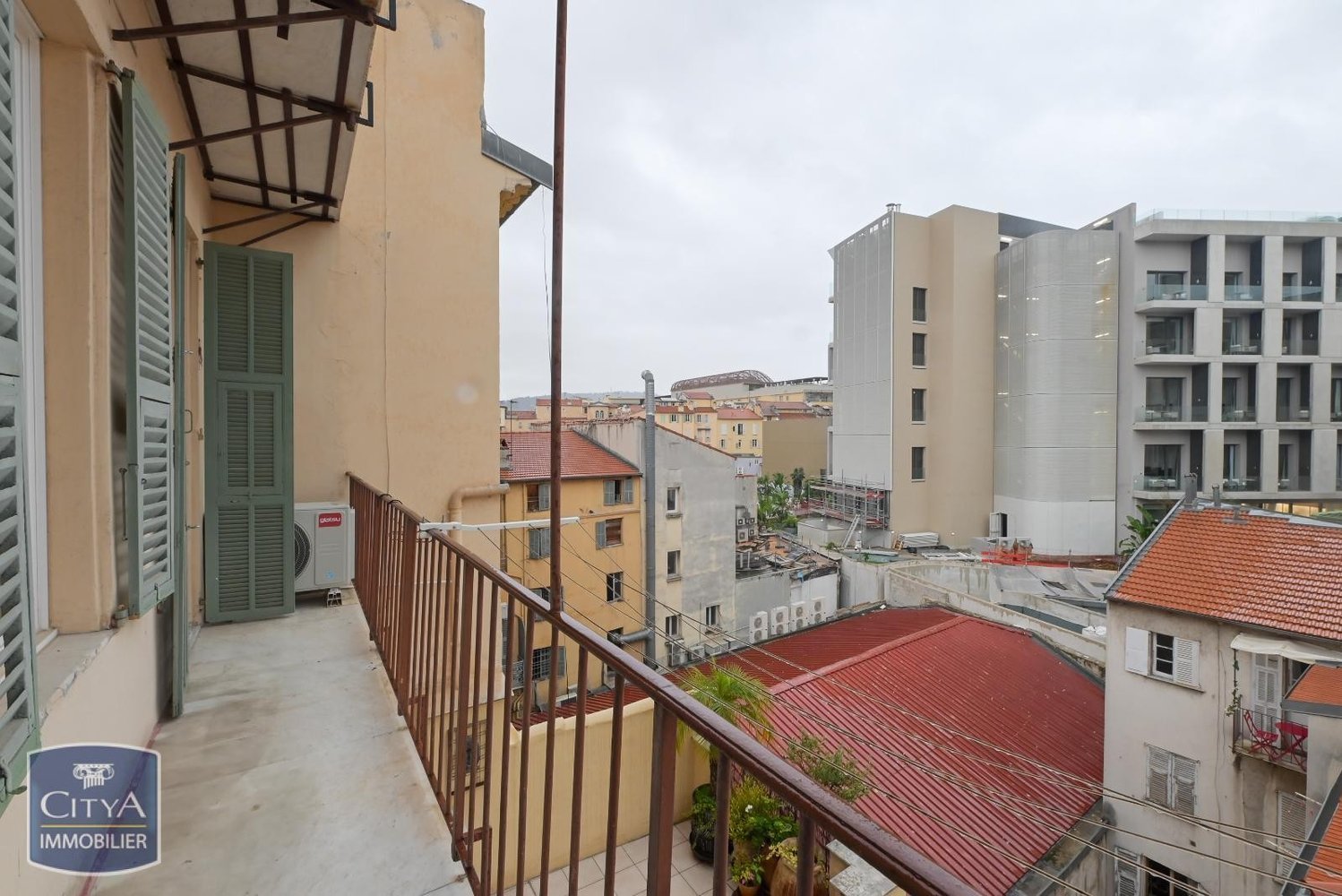 Property photo in Carre d'Or