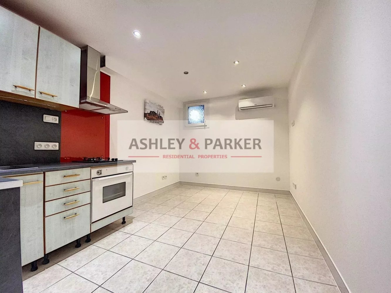 Property photo in Musicians Quarter