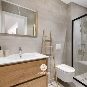 Property in Musicians Quarter