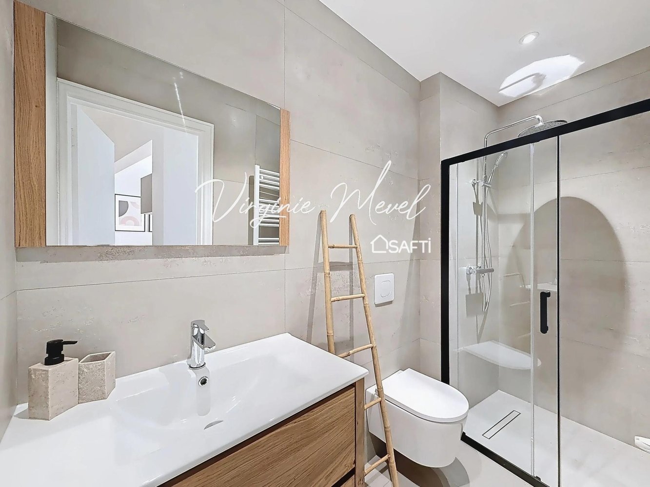 Property photo in Musicians Quarter