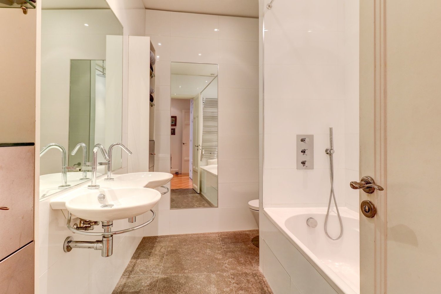 Property photo in Musicians Quarter