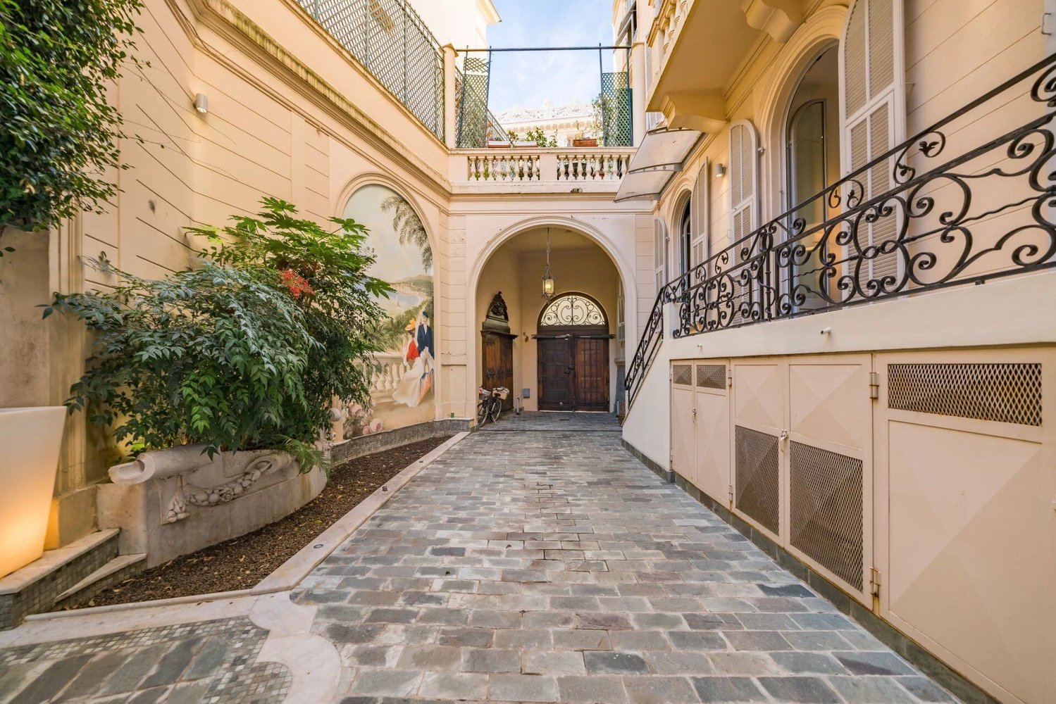 Property photo in Musicians Quarter