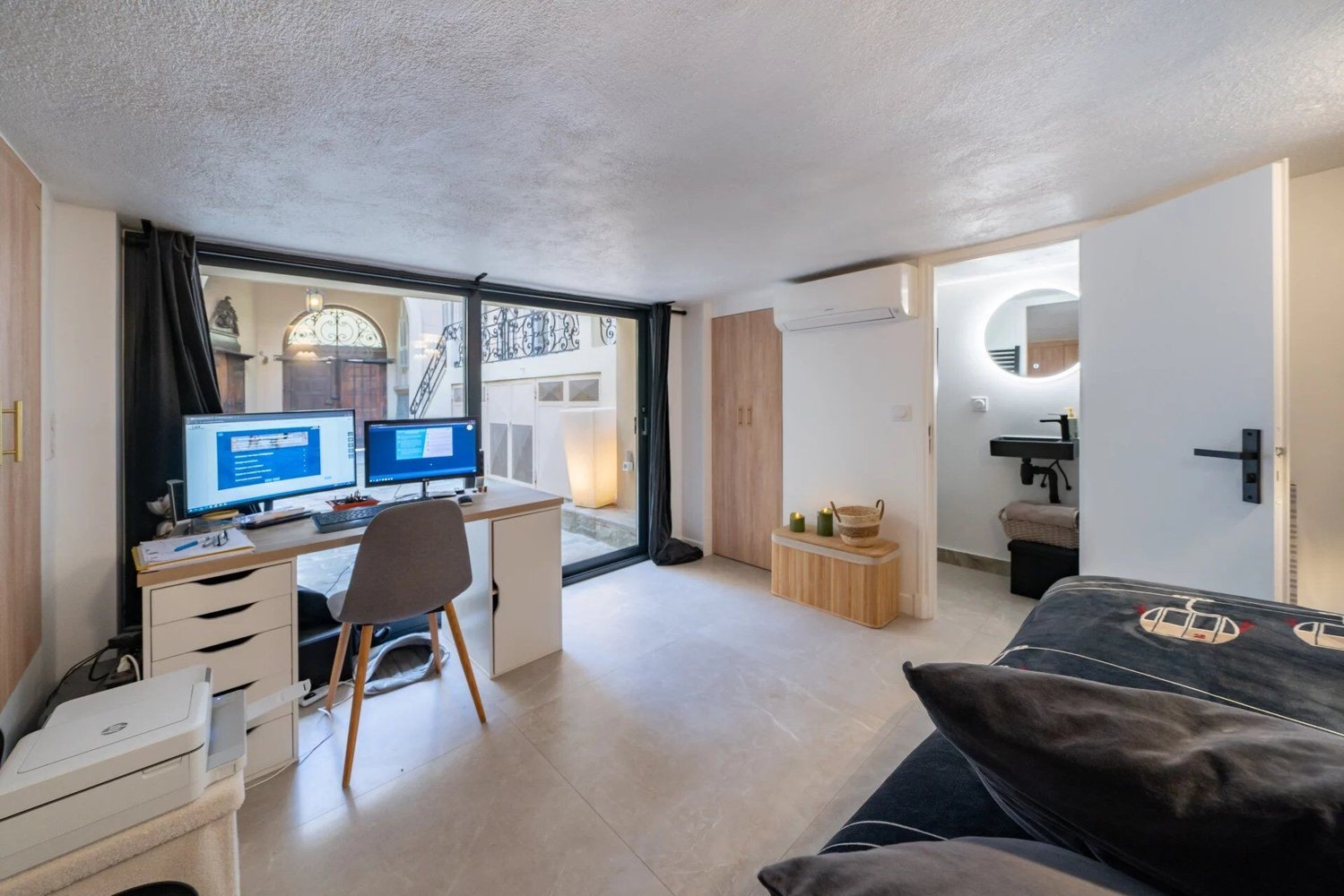 Property photo in Musicians Quarter