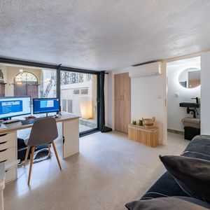 Property in Musicians Quarter