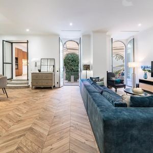 Property in Musicians Quarter