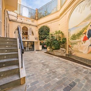 Property in Musicians Quarter