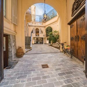 Property in Musicians Quarter