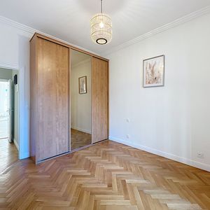 Property in Musicians Quarter