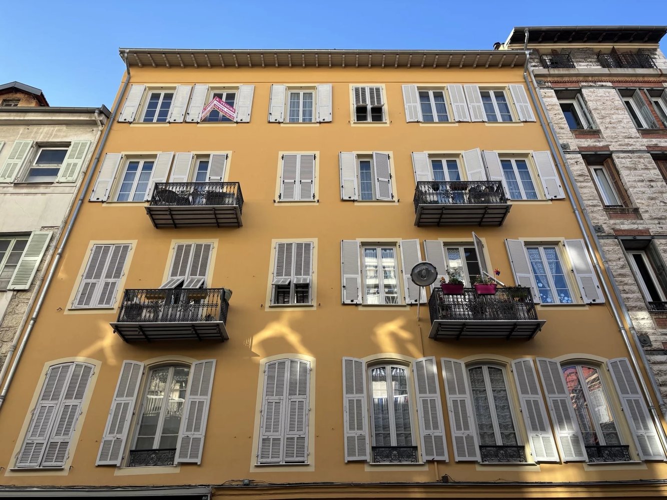 Property photo in Port