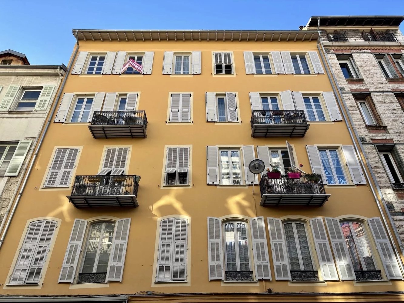 Property photo in Port