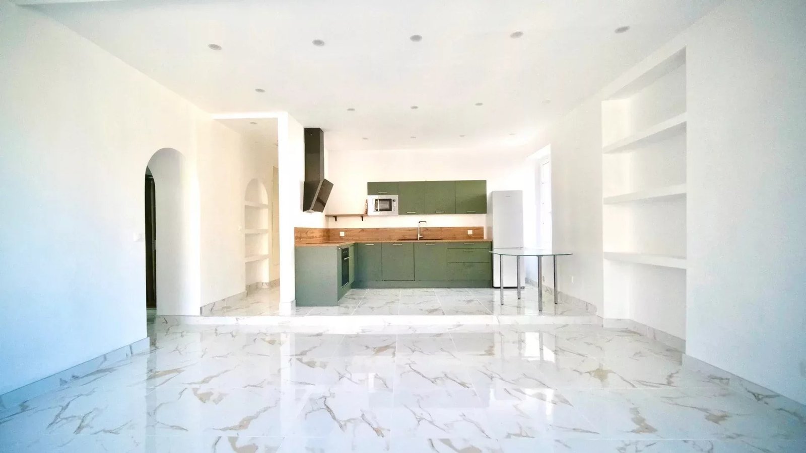 Property photo in Port