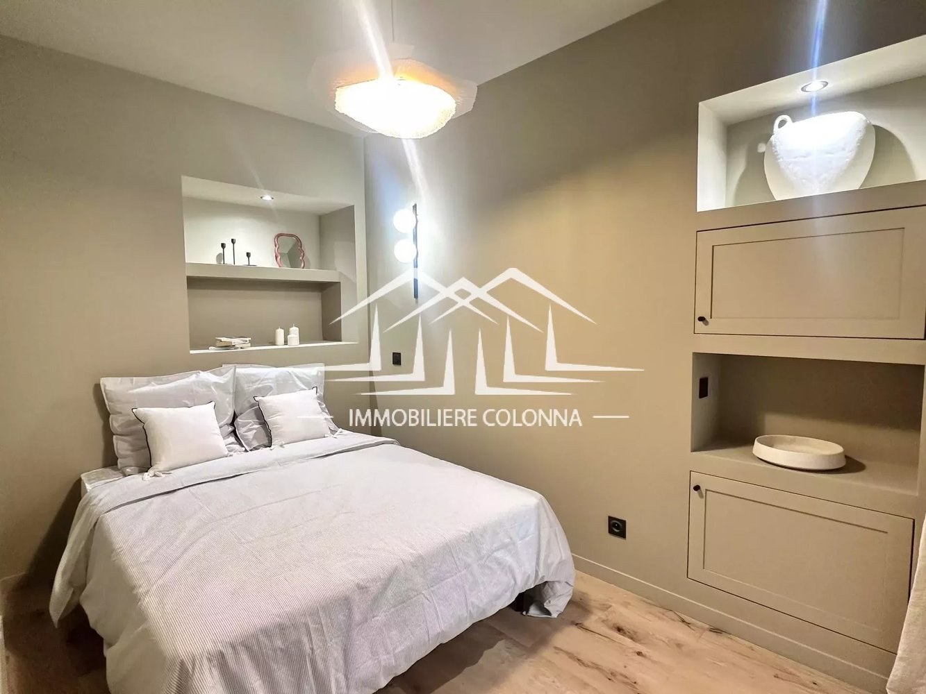 Property photo in Port