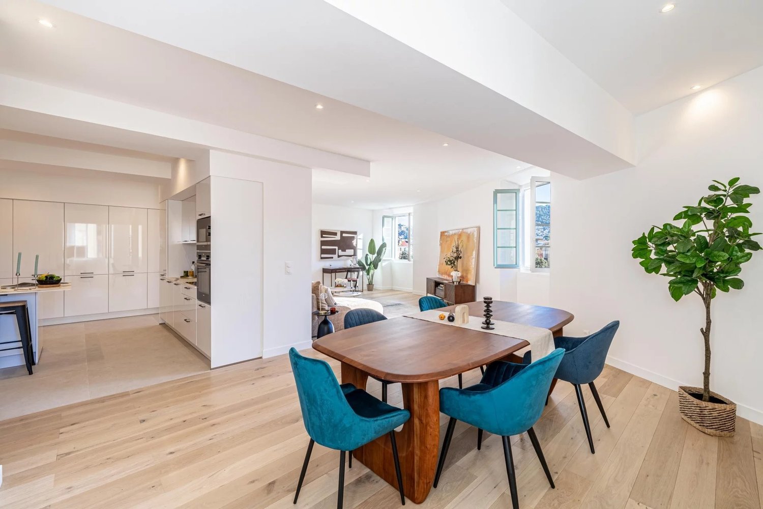 Property photo in Port