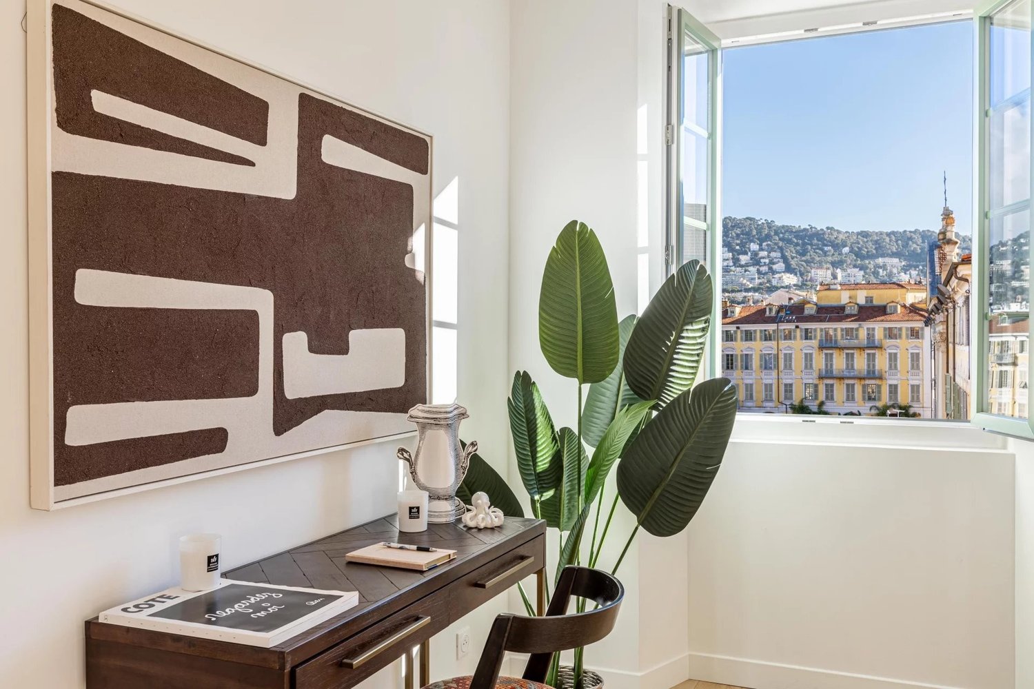 Property photo in Port