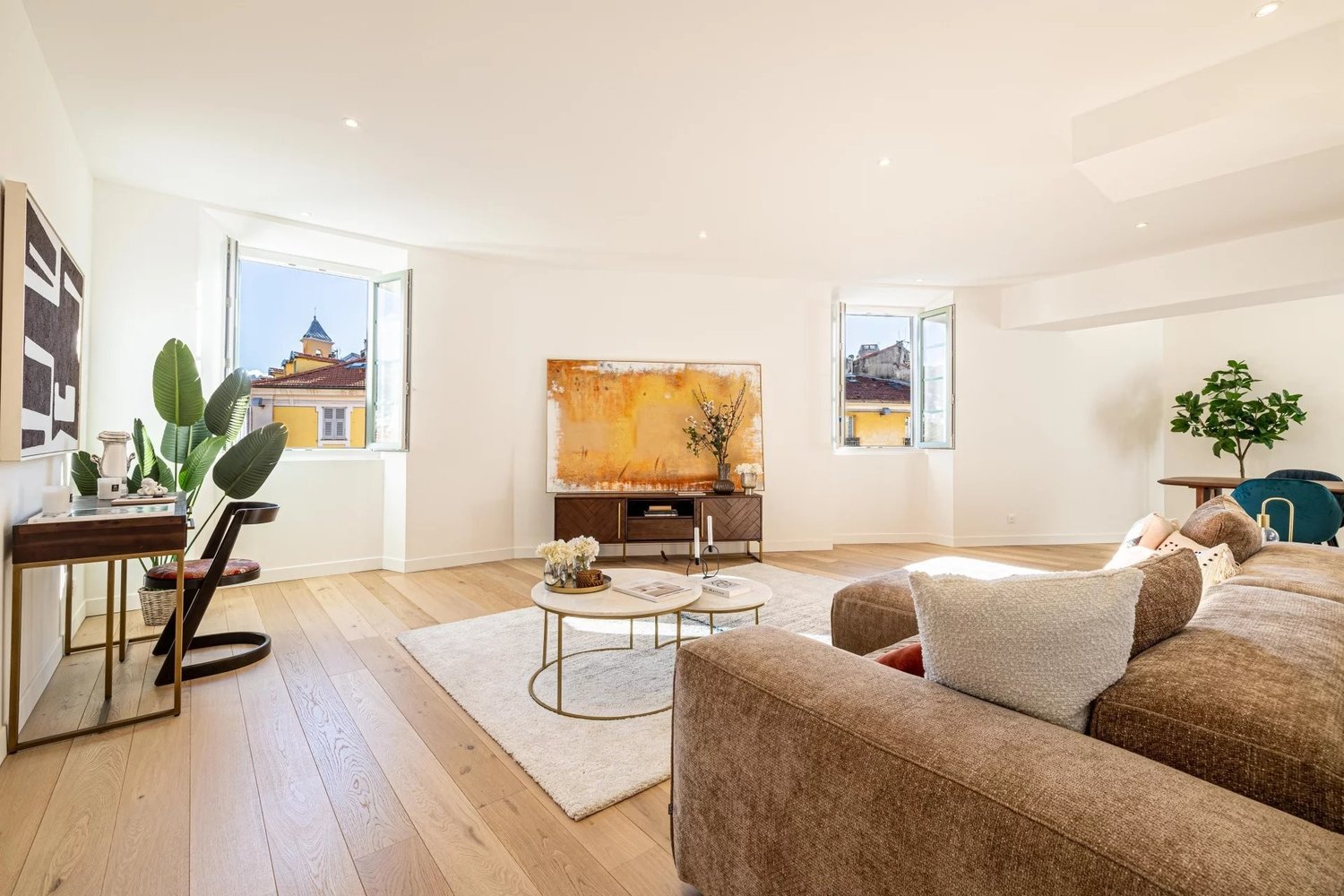 Property photo in Port