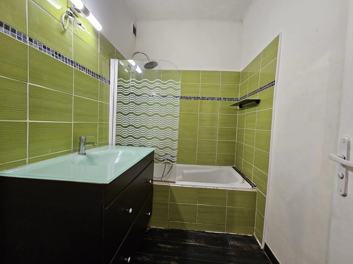 Property photo in Port