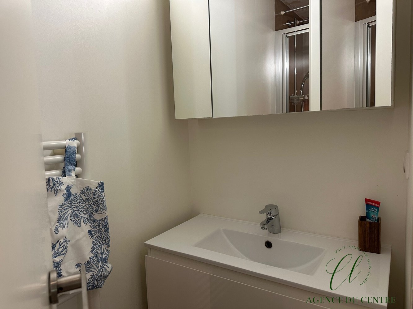 Property photo in Port