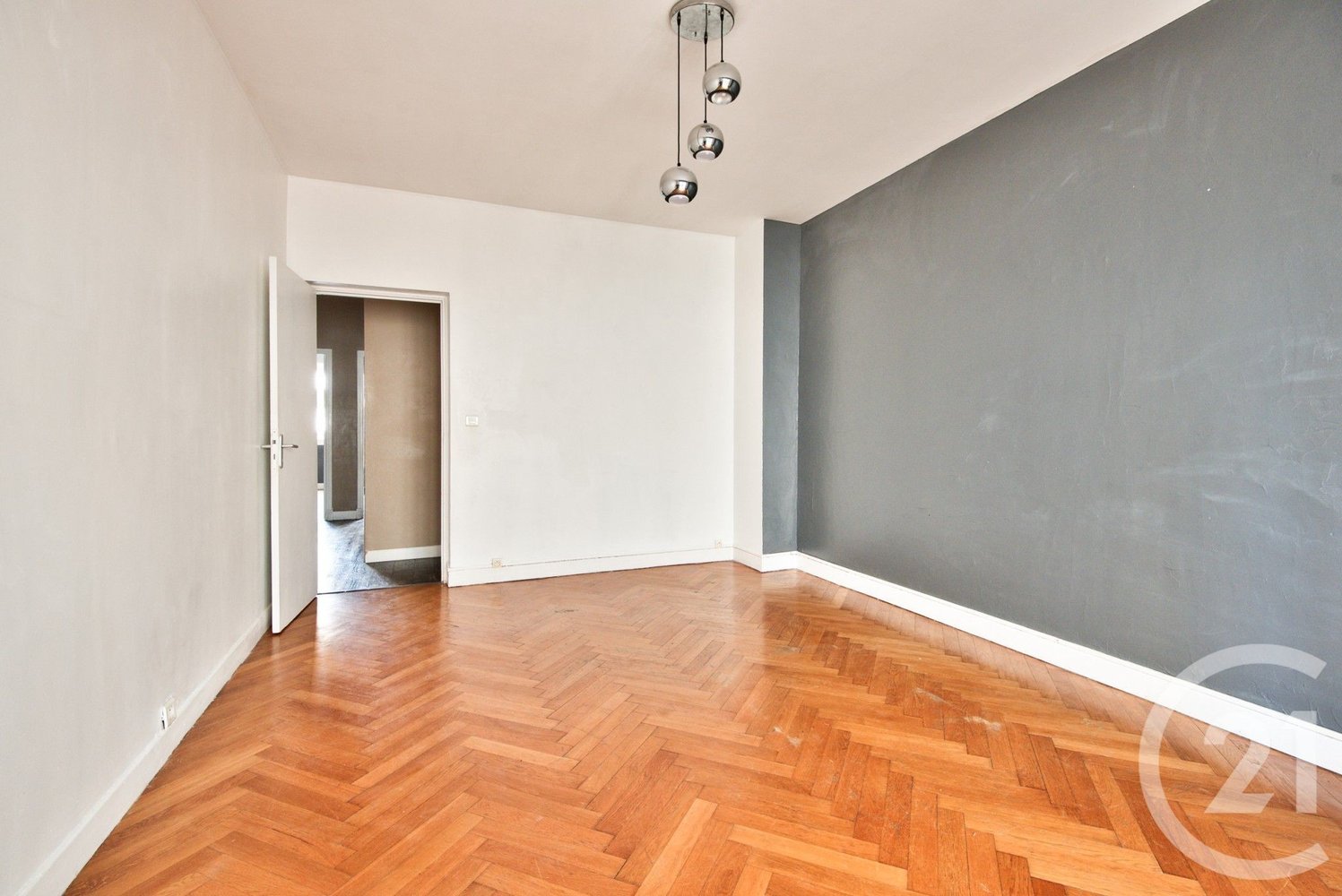 Property photo in Port