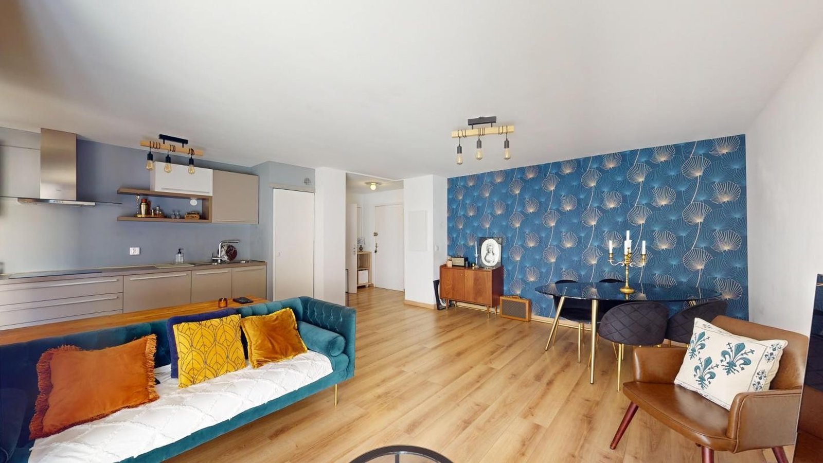 Property photo in Port