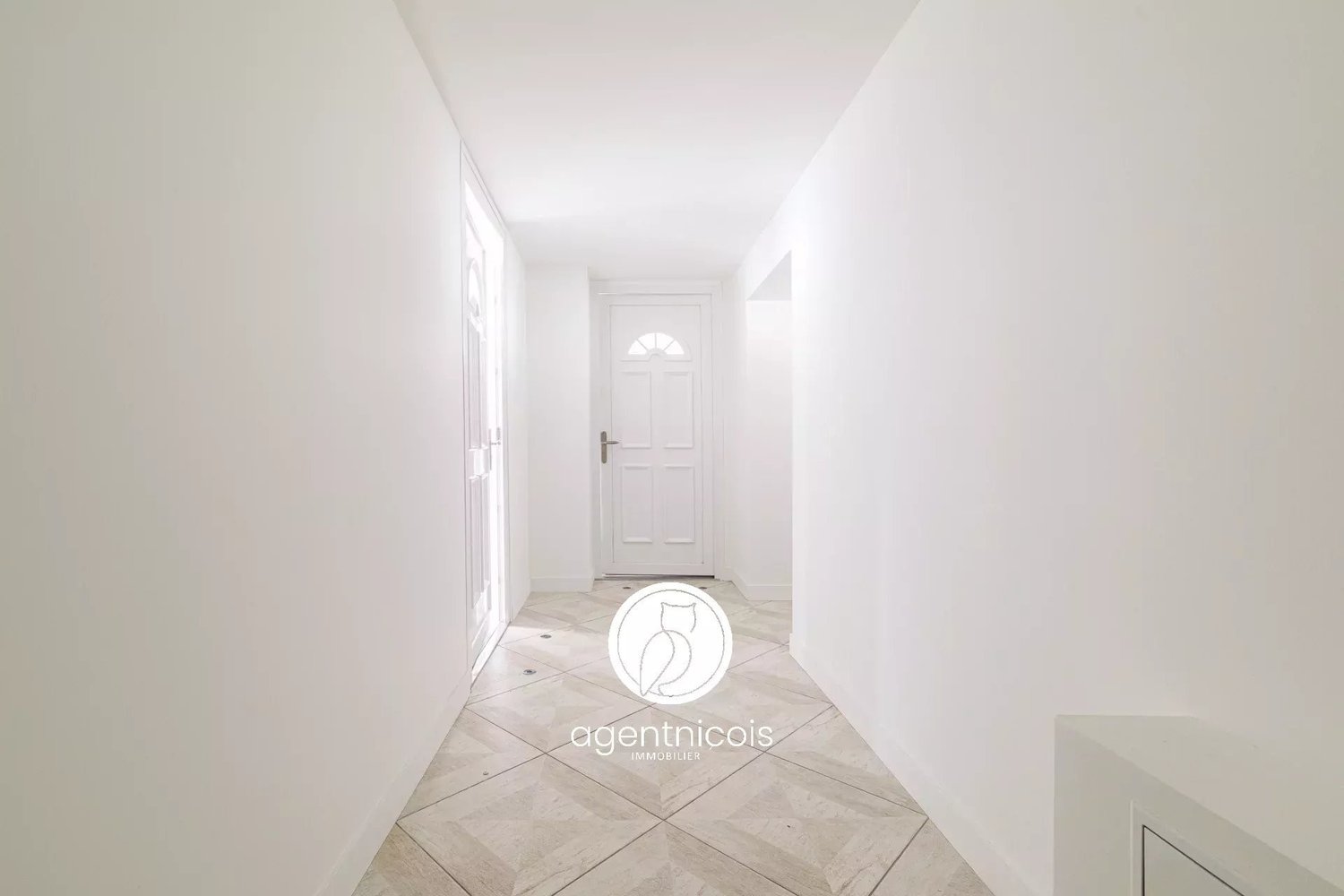 Property photo in Port