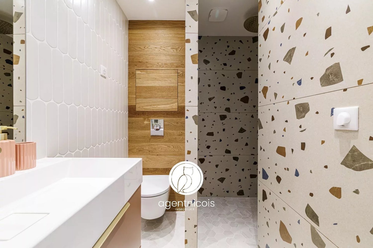 Property photo in Port