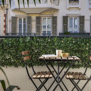 Property in Carre d'Argent