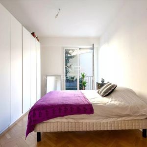 Property in Carre d'Argent