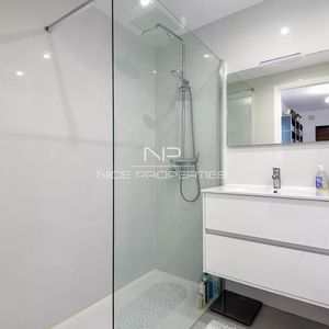 Property in Carre d'Argent