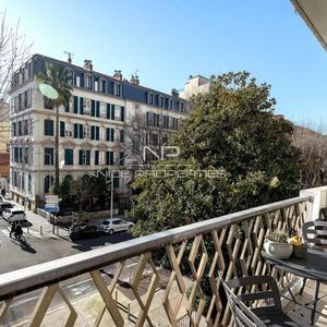 Property in Carre d'Argent