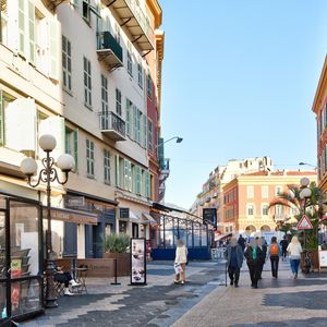 Property in Carre d'Argent