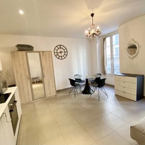 Property in Carre d'Argent