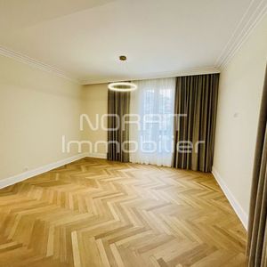 Property in Carre d'Argent